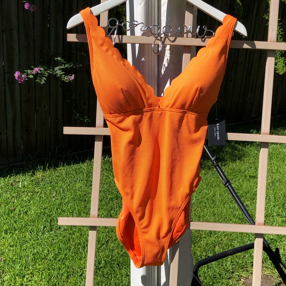 NEW Kate Spade Orange Scalloped Swimsuit M